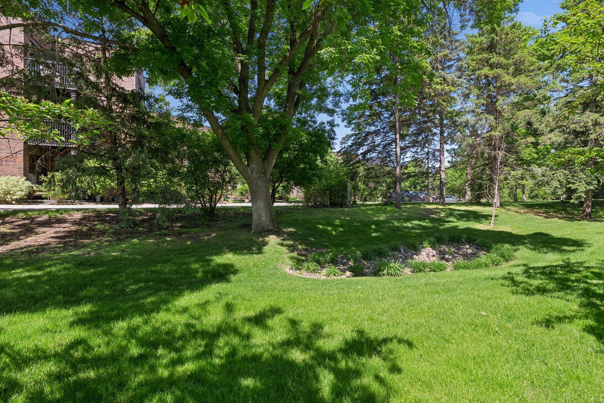 7442 Cahill Road Edina, MN 55439 - Photo 40 of 46