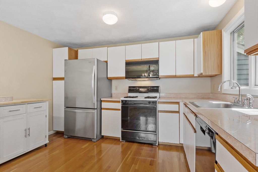 24 Deer Path, Unit 6 Maynard, MA 01754 - Photo 12 of 39