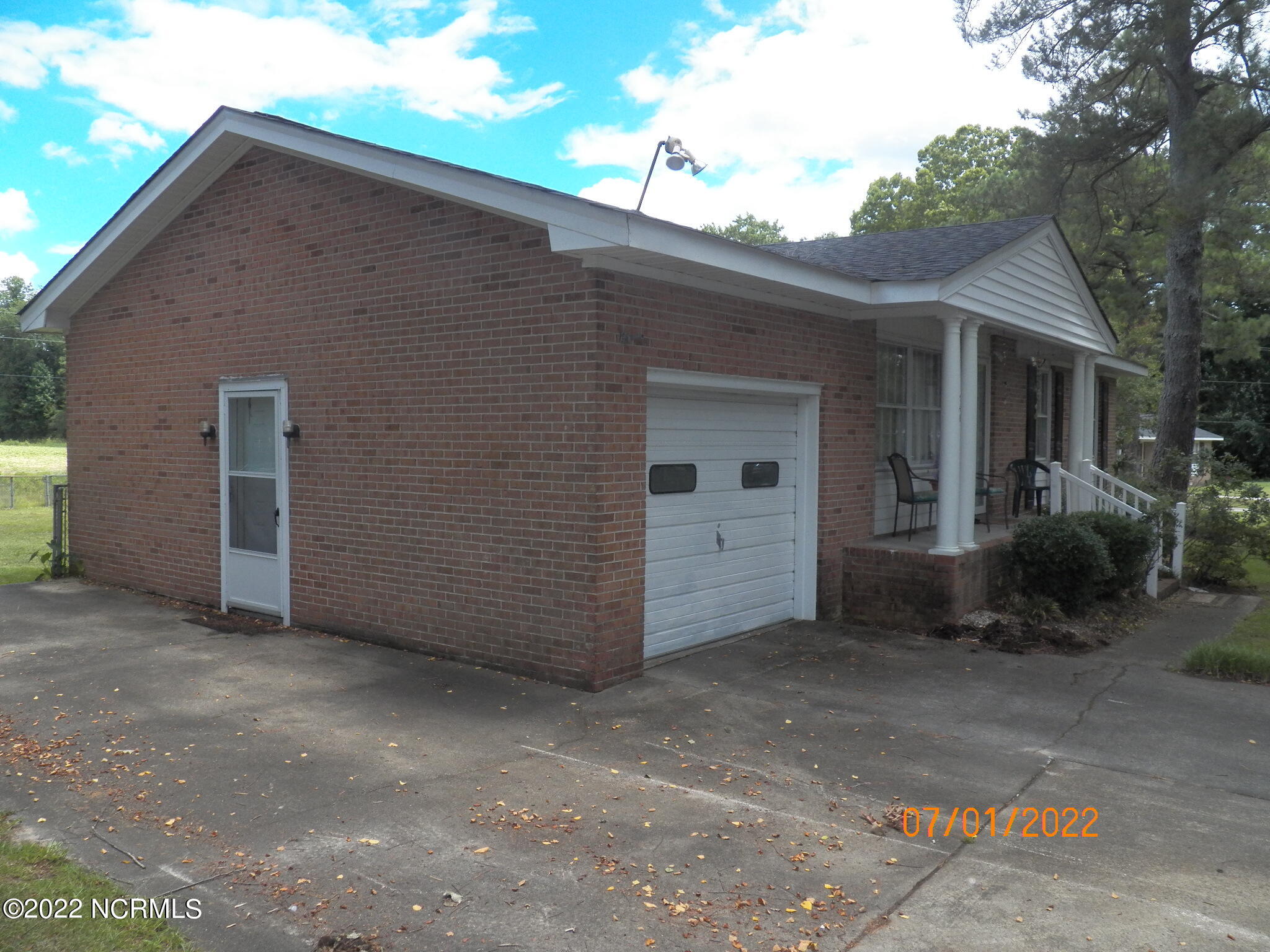 745 Fawn Road Ayden, NC 28513 - Photo 11 of 12 side R