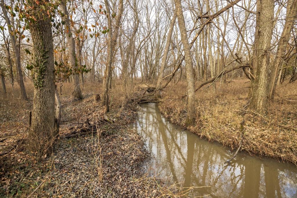 2365 John Brown Road Princeton, KS 66078 - Photo 37 of 66