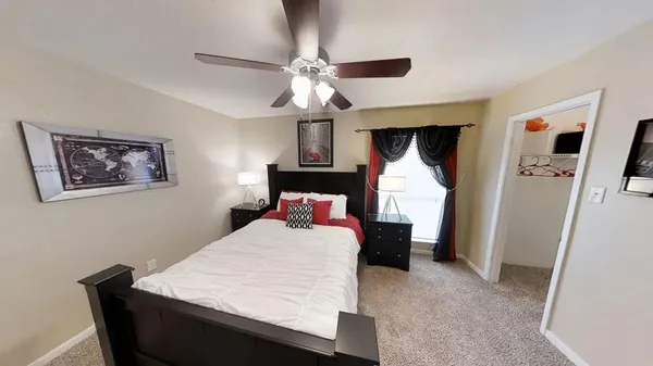 $1,034 | 515 South Bender Avenue, Unit 1401, Humble, TX 77338