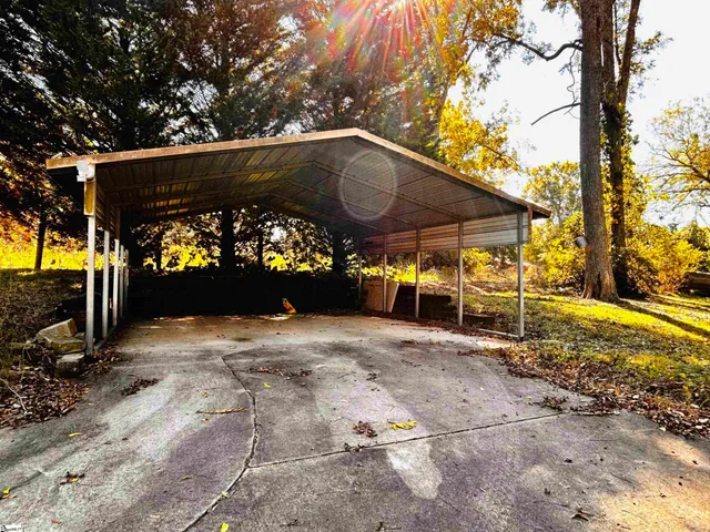 $155,000 | 110 Maplebrook Street, Laurens, SC 29360