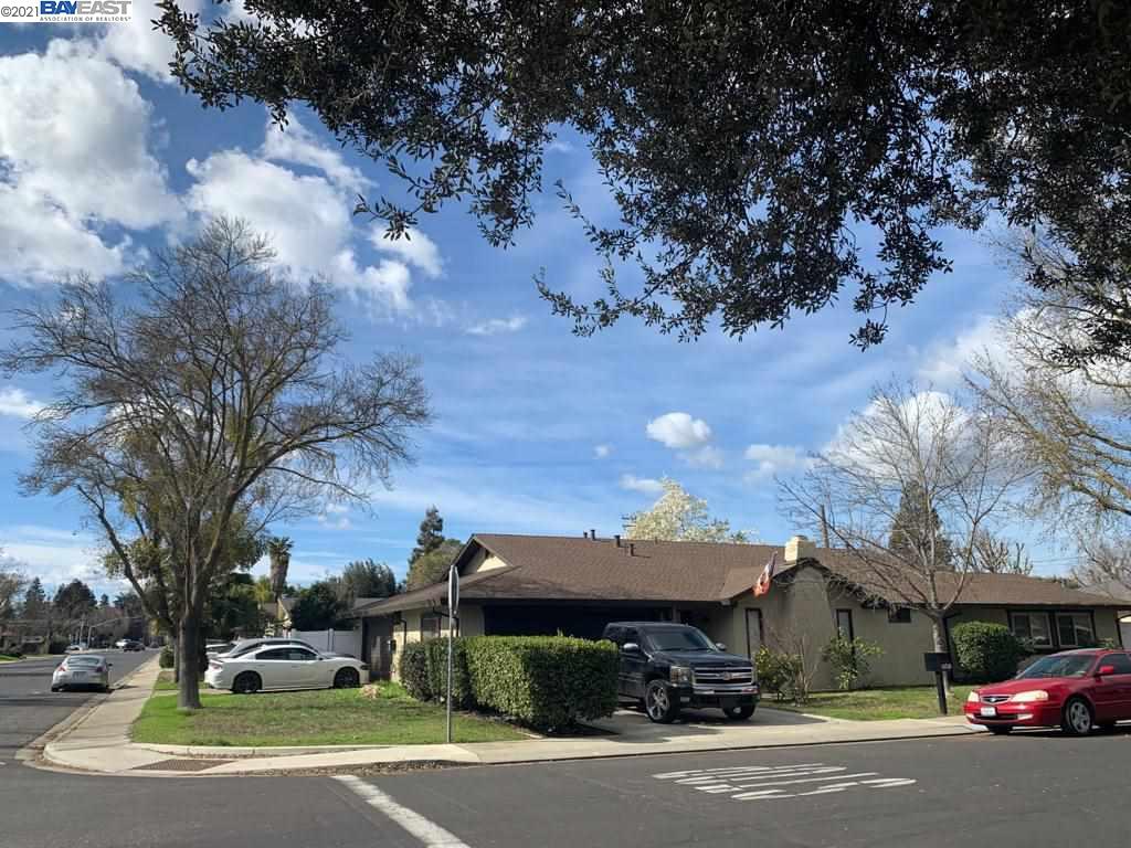 217 East Rumble Road Modesto, CA 95350 - Photo 1 of 1