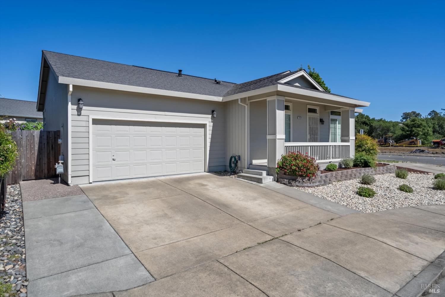 2424 Amethyst Way Santa Rosa, CA 95404 - Photo 2 of 29