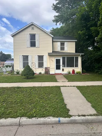 $235,000 | 143 North Michigan Street, Prairie du Chien, WI 53821