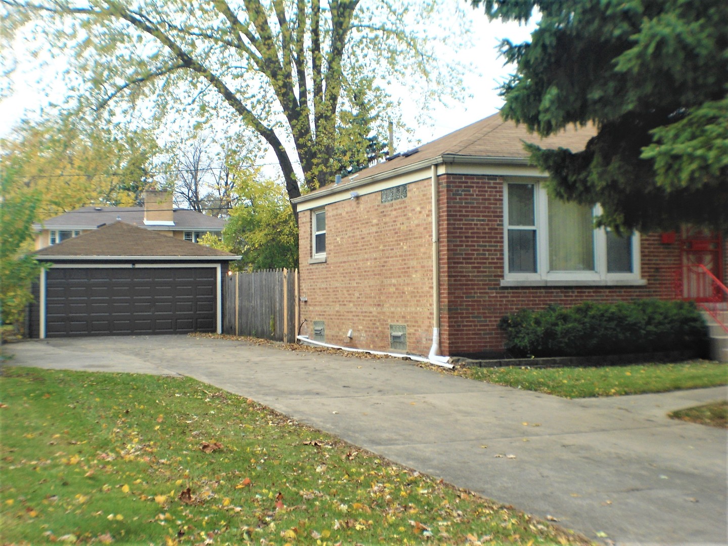 462 High Ridge Road Hillside, IL 60162 - Photo 3 of 20