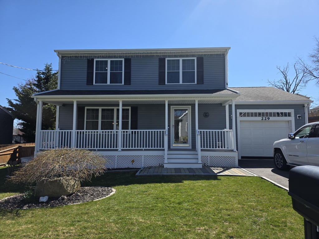 229 Concord Street Fall River, MA 02723 - Photo 2 of 40