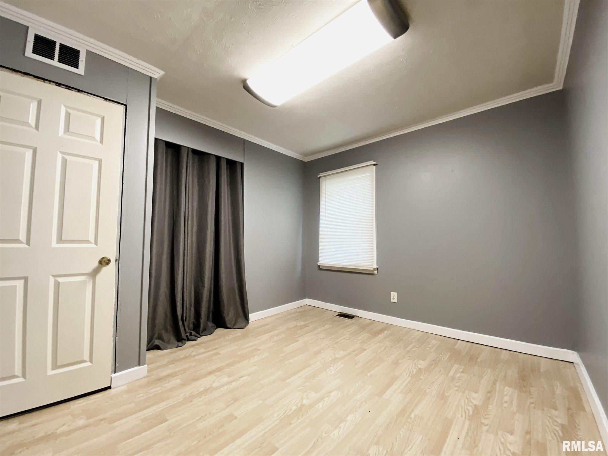 2377 Washington Road Washington, IL 61571 - Photo 12 of 28 Gallery Image 12