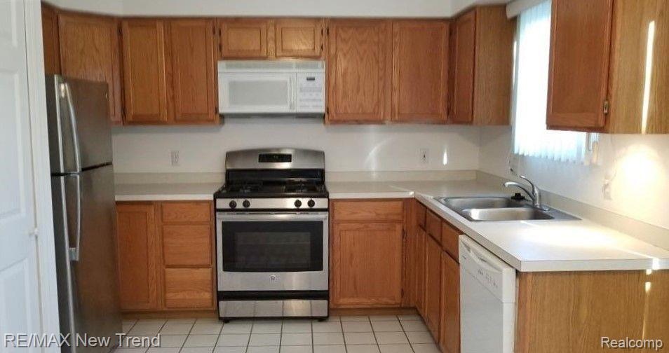 185 Coolidge Road Birmingham, MI 48009 - Photo 4 of 14