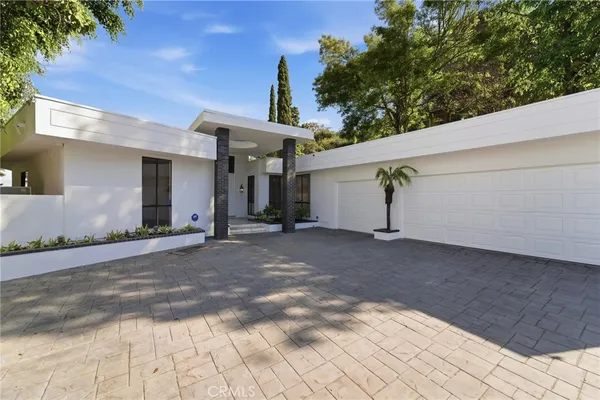 $16,500 | 3329 Dona Rosa Drive, Studio City, CA 91604