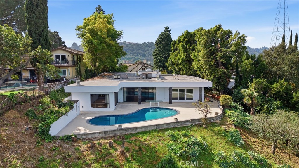 3329 Dona Rosa Drive Studio City, CA 91604 - Photo 21 of 24