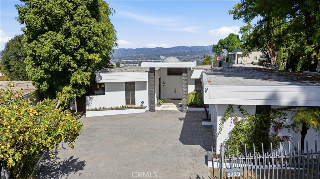 3329 Dona Rosa Drive Studio City, CA 91604 - Photo 24 of 24
