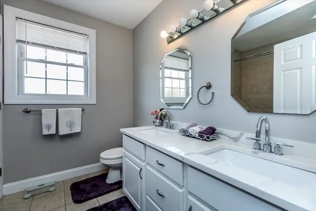 $769,900 | 134 Nahant Street, Unit B, Wakefield, MA 01880