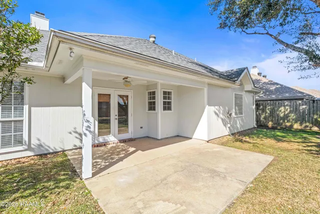 $226,000 | 102 Pear Tree Circle, Broussard, LA 70518