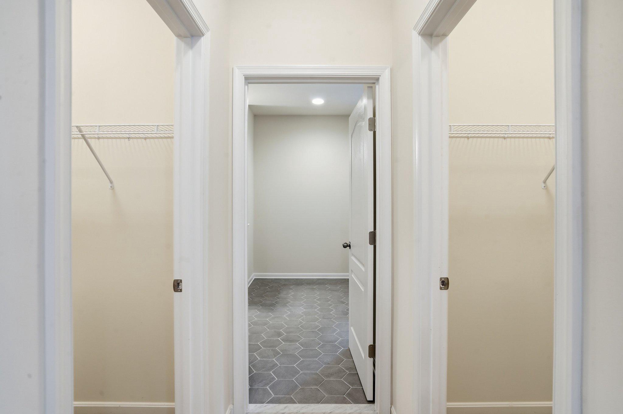 4755 South Polling House Road Harwood, MD 20776 - Photo 24 of 36 Spacious primary entryway with dual closets.