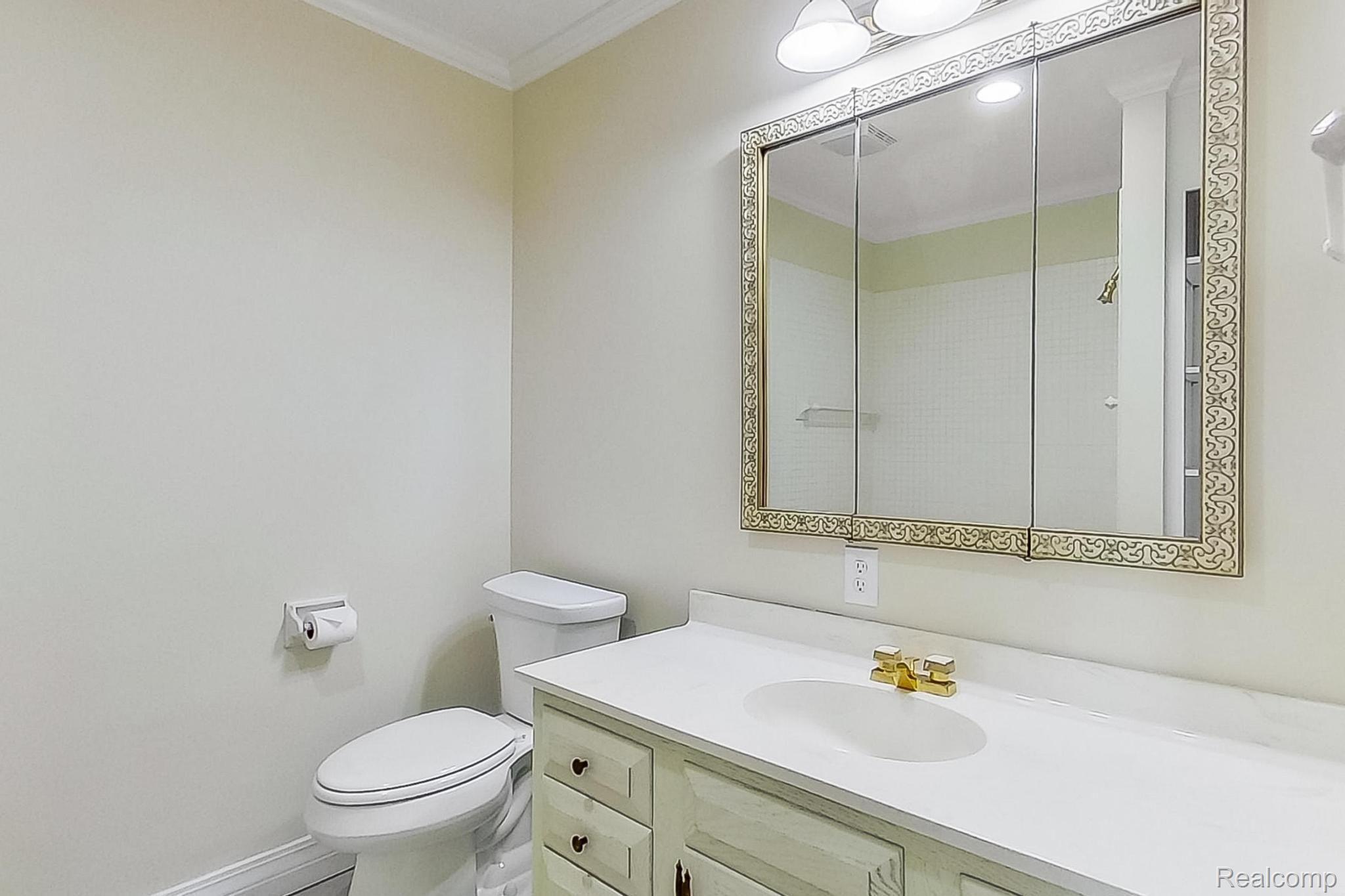 4374 Brogan Road Stockbridge, MI 49285 - Photo 51 of 94 2nd bedroom full bathroom