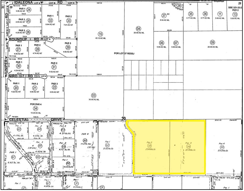 2 Blue Sky Road Perris, CA 92570 - Photo 6 of 6 a picture of a bathroom with a window