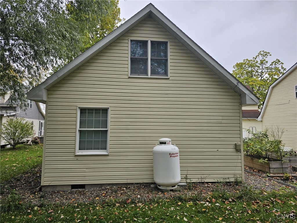 129 Fire Lane 7 Cato, NY 13080 - Photo 9 of 33