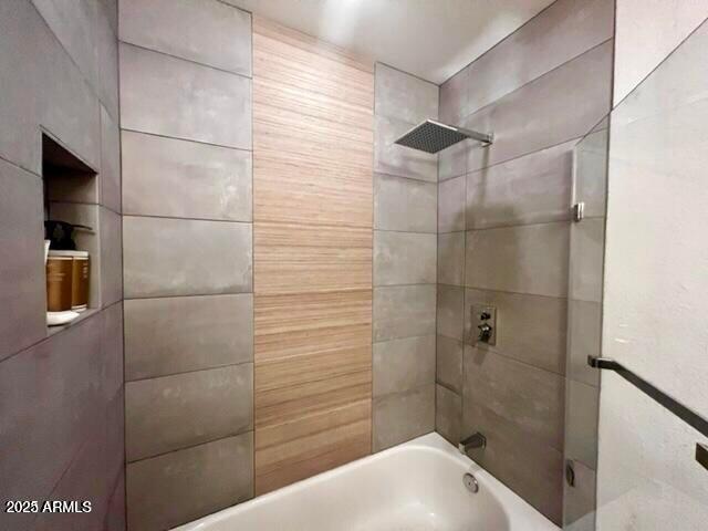 7700 East Gainey Ranch Road, Unit 134 Scottsdale, AZ 85258 - Photo 21 of 30 Hall Bath