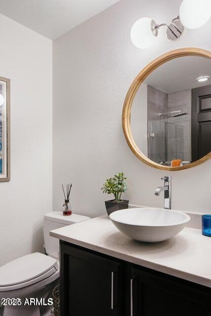 7700 East Gainey Ranch Road, Unit 134 Scottsdale, AZ 85258 - Photo 22 of 30 Hall Bath 2