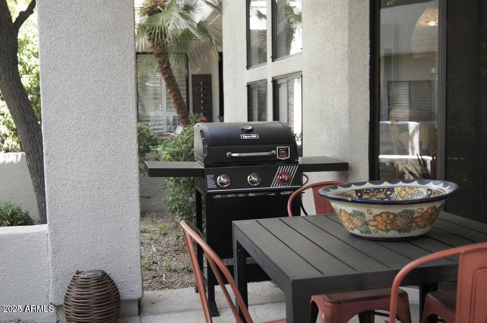 7700 East Gainey Ranch Road, Unit 134 Scottsdale, AZ 85258 - Photo 7 of 30 Gas Grill