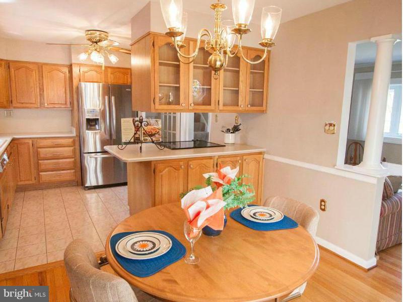701 Grantwood Road Baltimore, MD 21220 - Photo 11 of 30 Dining Room