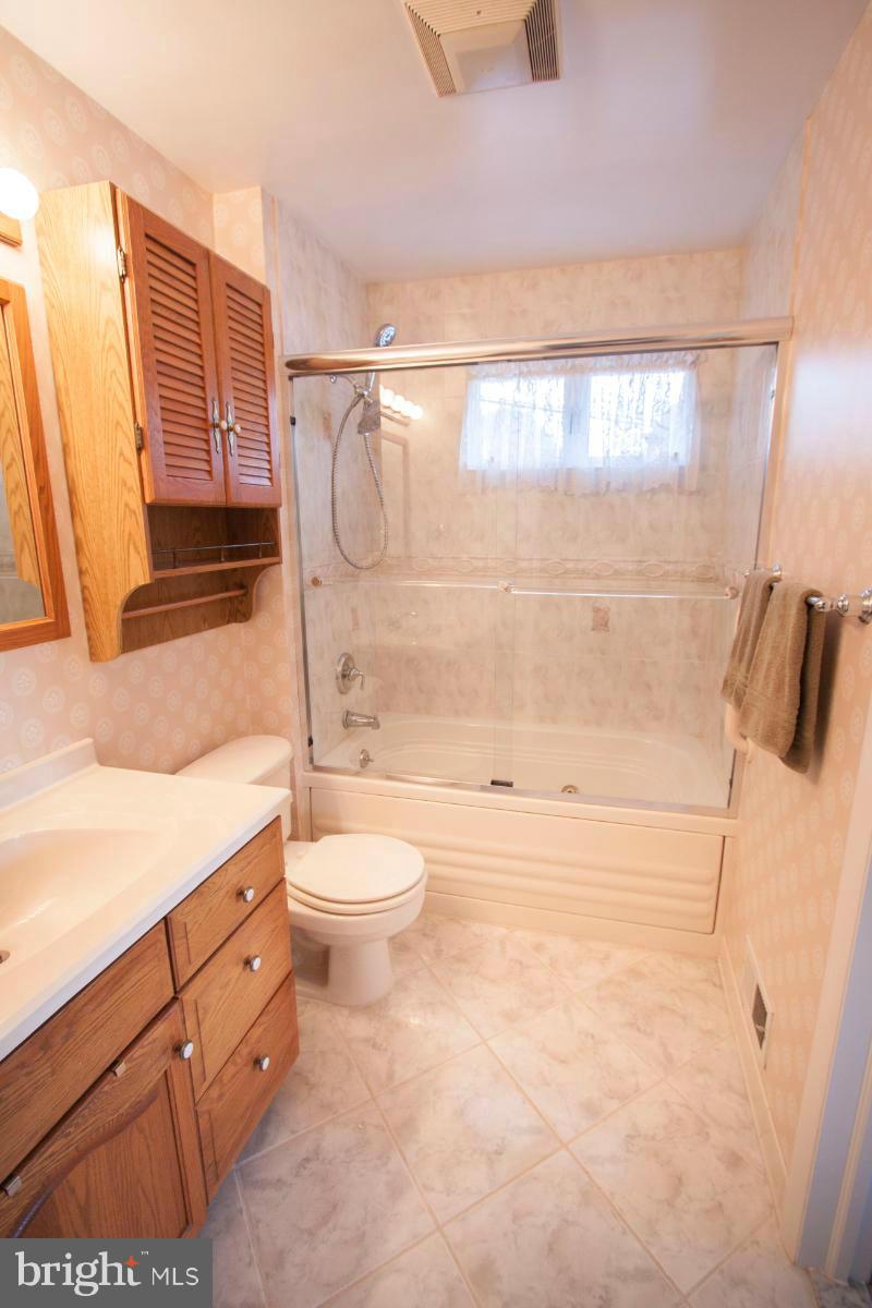 701 Grantwood Road Baltimore, MD 21220 - Photo 17 of 30 Main Bath