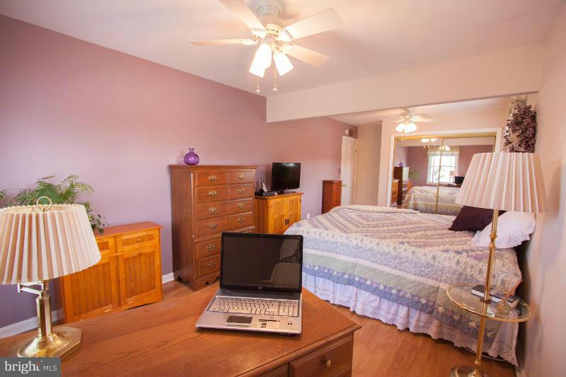 701 Grantwood Road Baltimore, MD 21220 - Photo 19 of 30 Bedroom