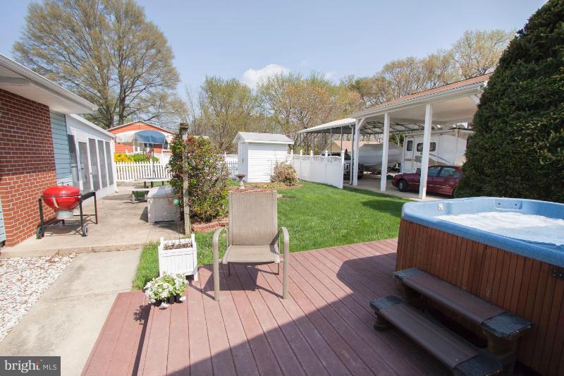 701 Grantwood Road Baltimore, MD 21220 - Photo 28 of 30 Hot Tub