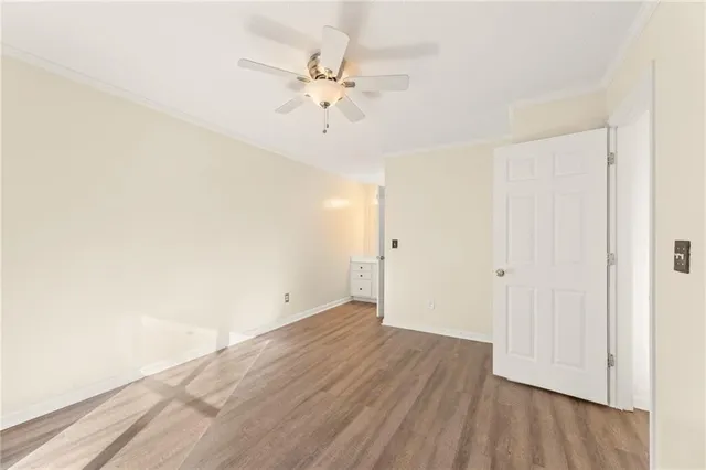 $1,900 | 523 Warm Springs Circle, Unit 523, Roswell, GA 30075