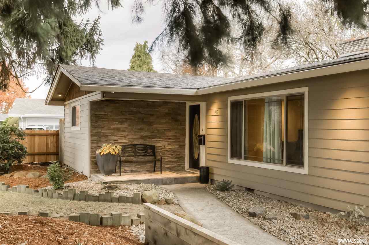 1013 Rafael Avenue North Keizer, OR 97303 - Photo 4 of 36