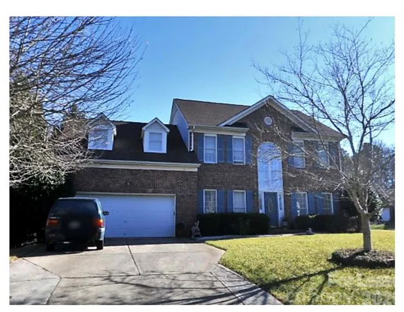 $2,300 | 4800 Oak Bend Court, Charlotte, NC 28215