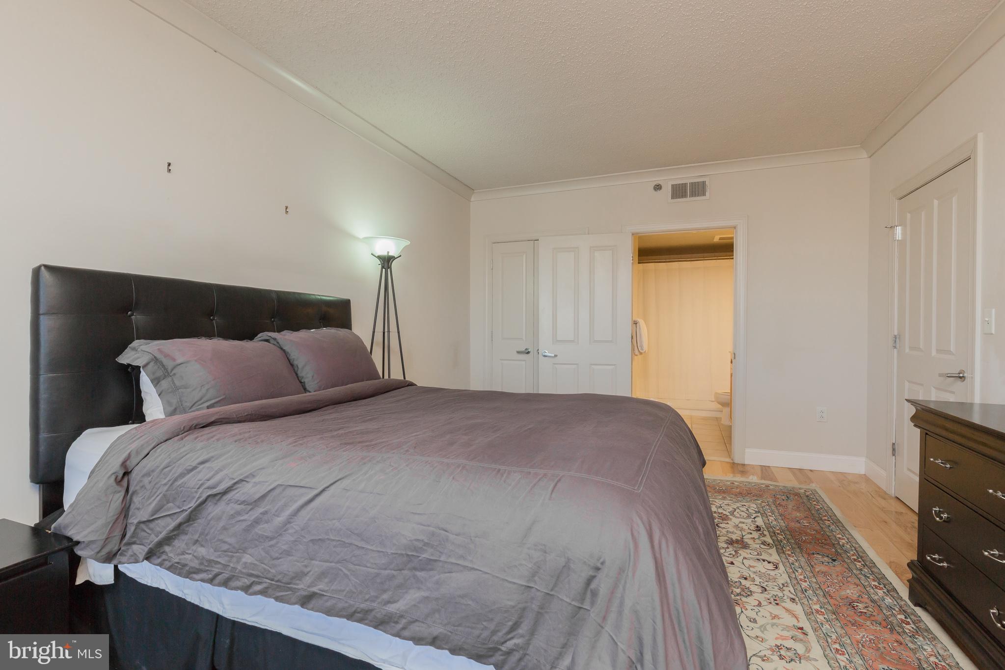 777 7th Street Northwest, Unit 1124 Washington, DC 20001 - Photo 21 of 55