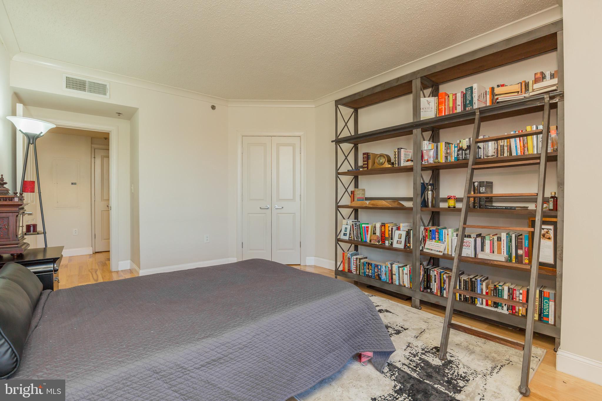 777 7th Street Northwest, Unit 1124 Washington, DC 20001 - Photo 36 of 55 2nd Bedroom