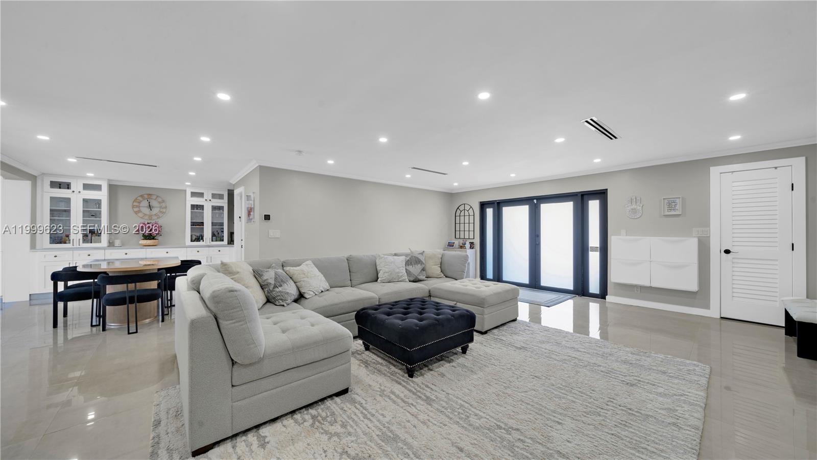 5316 Jackson Street Hollywood, FL 33021 - Photo 13 of 72
