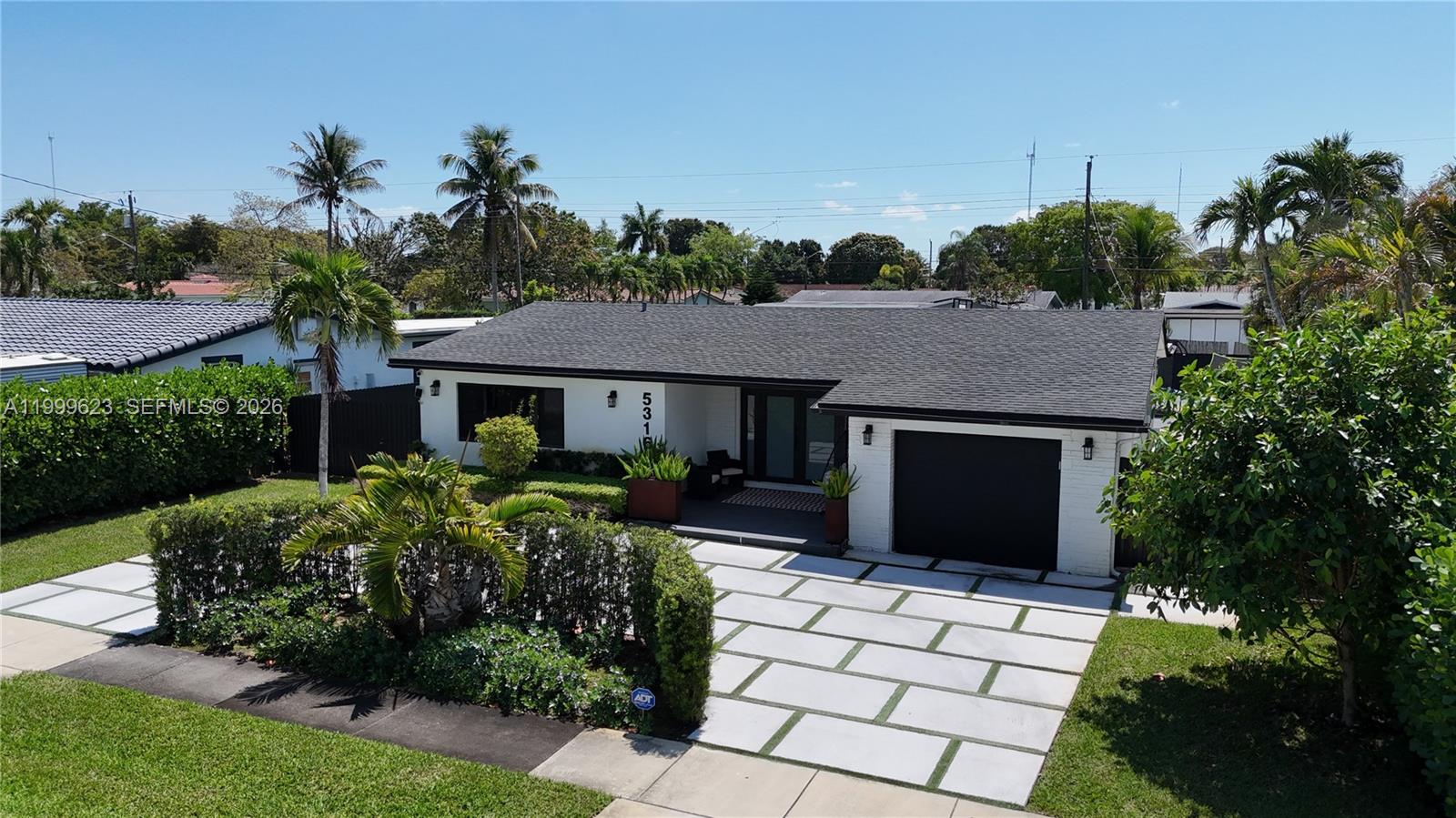 5316 Jackson Street Hollywood, FL 33021 - Photo 4 of 72