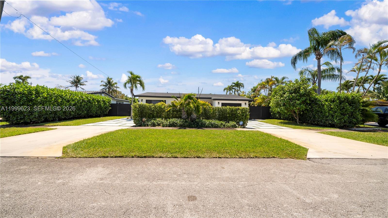 5316 Jackson Street Hollywood, FL 33021 - Photo 7 of 72