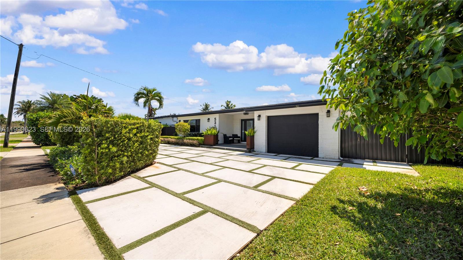 5316 Jackson Street Hollywood, FL 33021 - Photo 8 of 72