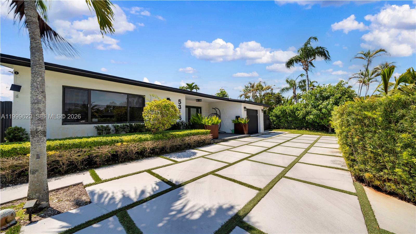5316 Jackson Street Hollywood, FL 33021 - Photo 10 of 72