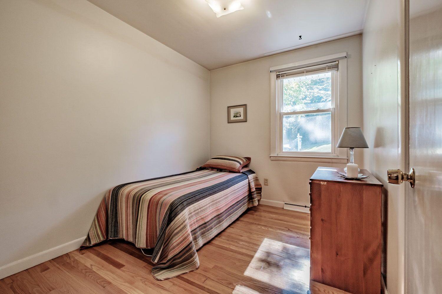 14 Hamlin Road Falmouth, ME 04105 - Photo 17 of 35 6JQVqrAg