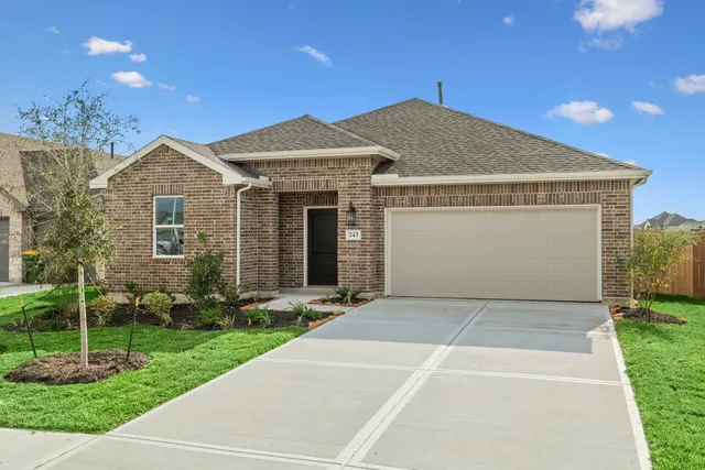 $306,700 | 243 Ice Shr Trail, Dayton, TX 77535
