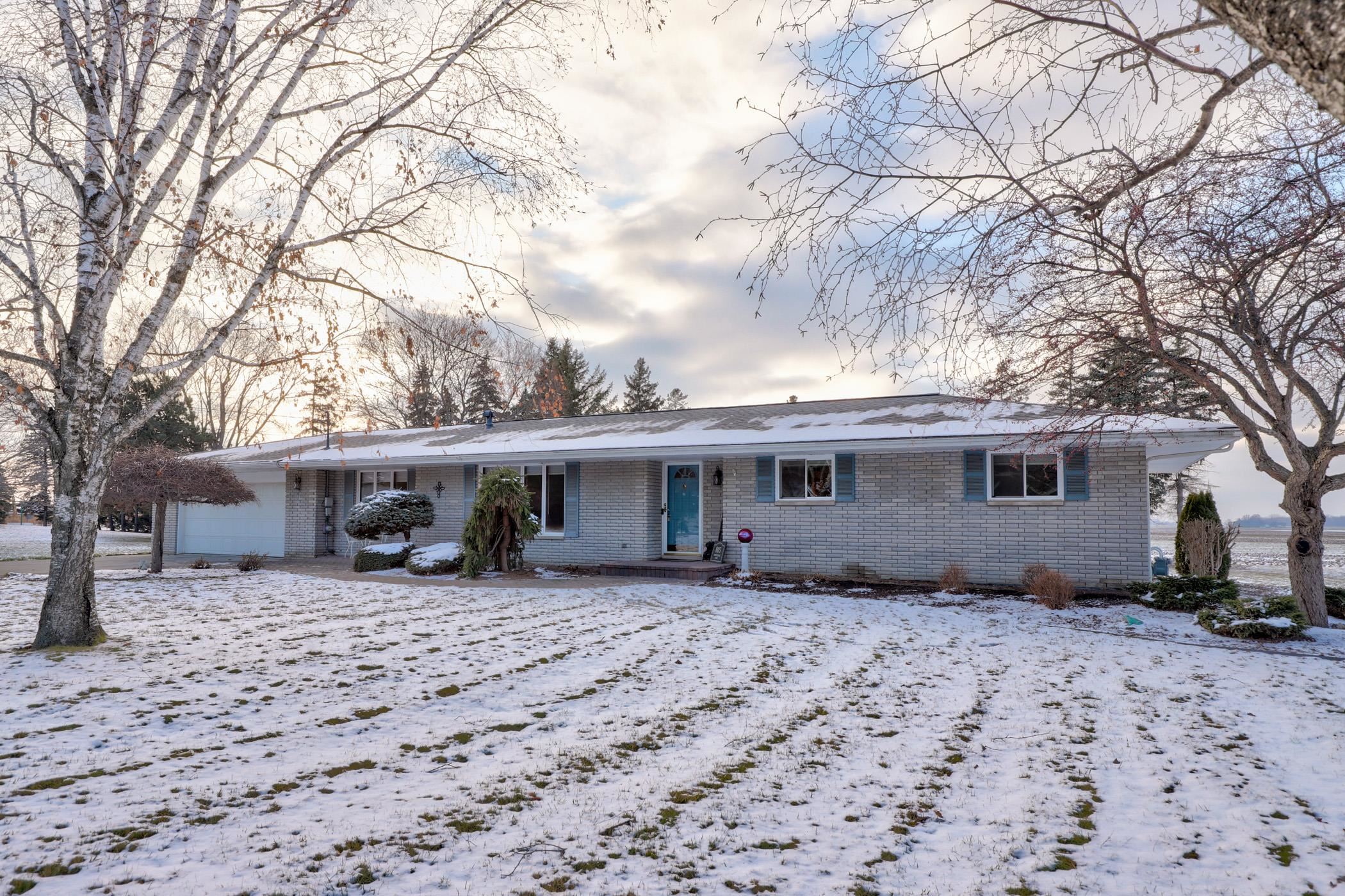 805 North Block Road Reese, MI 48757 - Photo 2 of 64