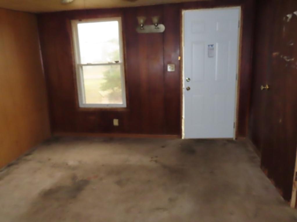 7409 East Piccadilly Road Muncie, IN 47302 - Photo 3 of 14