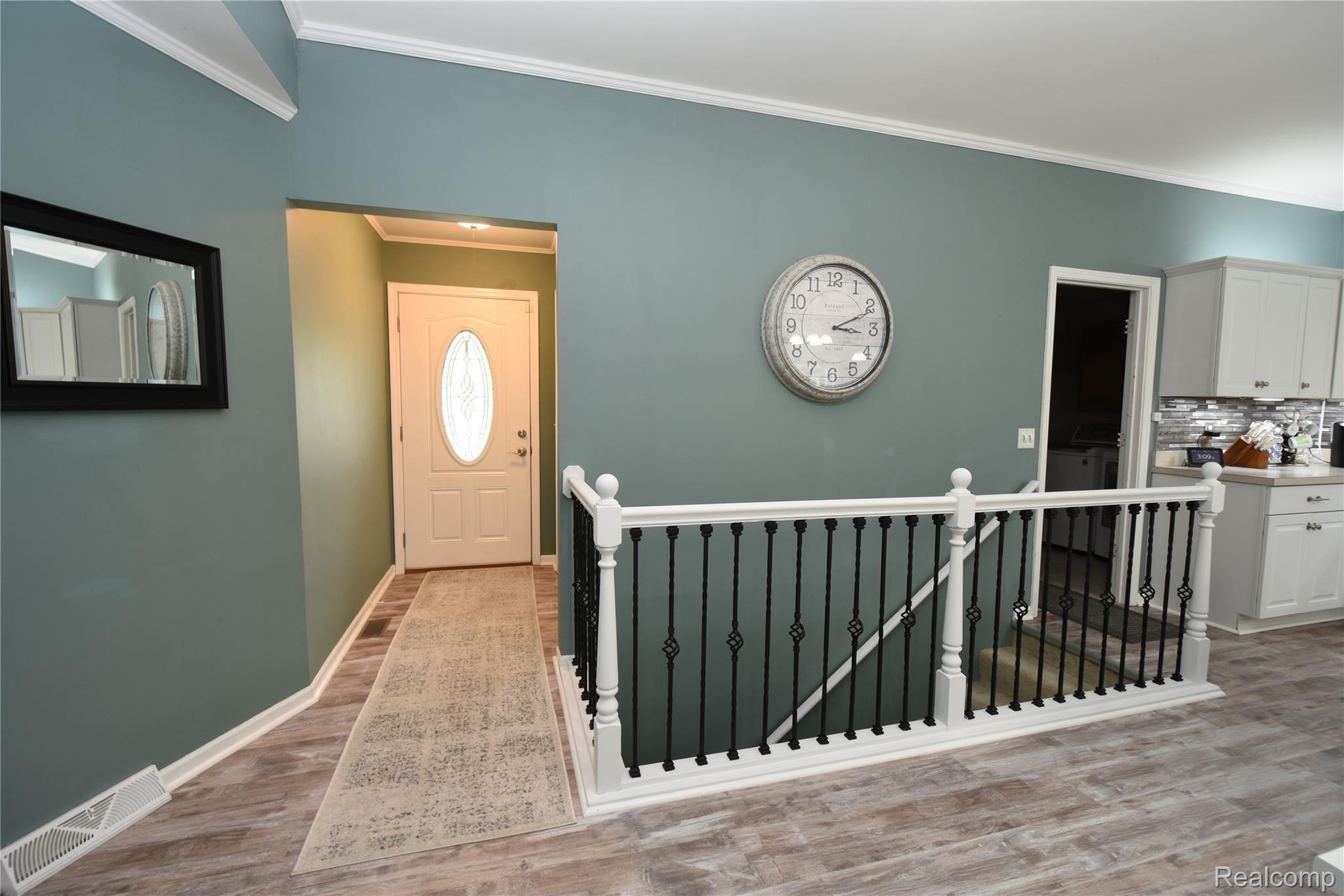 4382 Dublin Road Burton, MI 48529 - Photo 15 of 32 DSC_6463.JPG