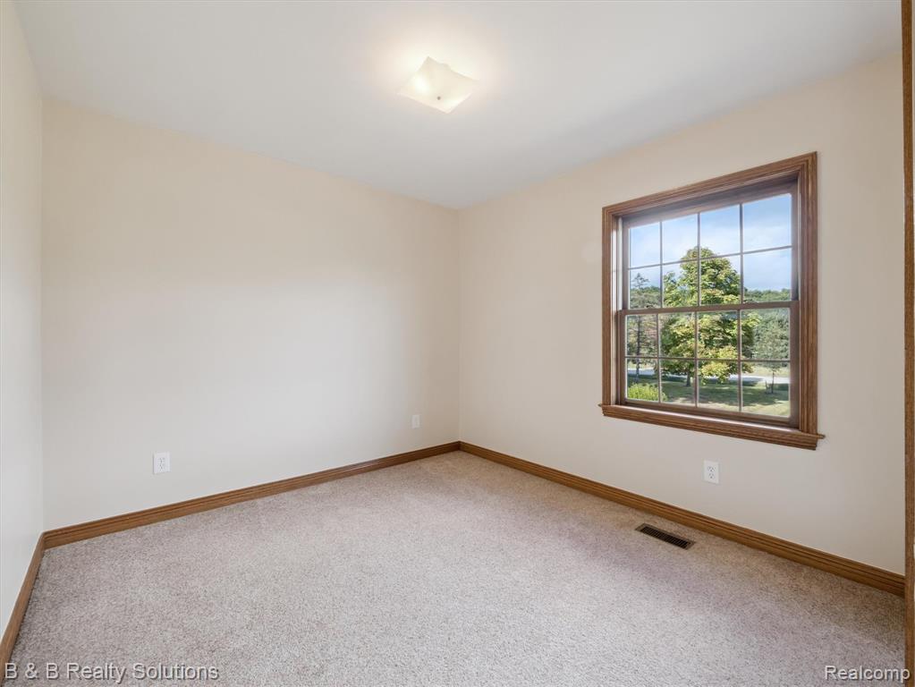 8560 Hough Road Almont, MI 48003 - Photo 28 of 61 Gallery Image 28