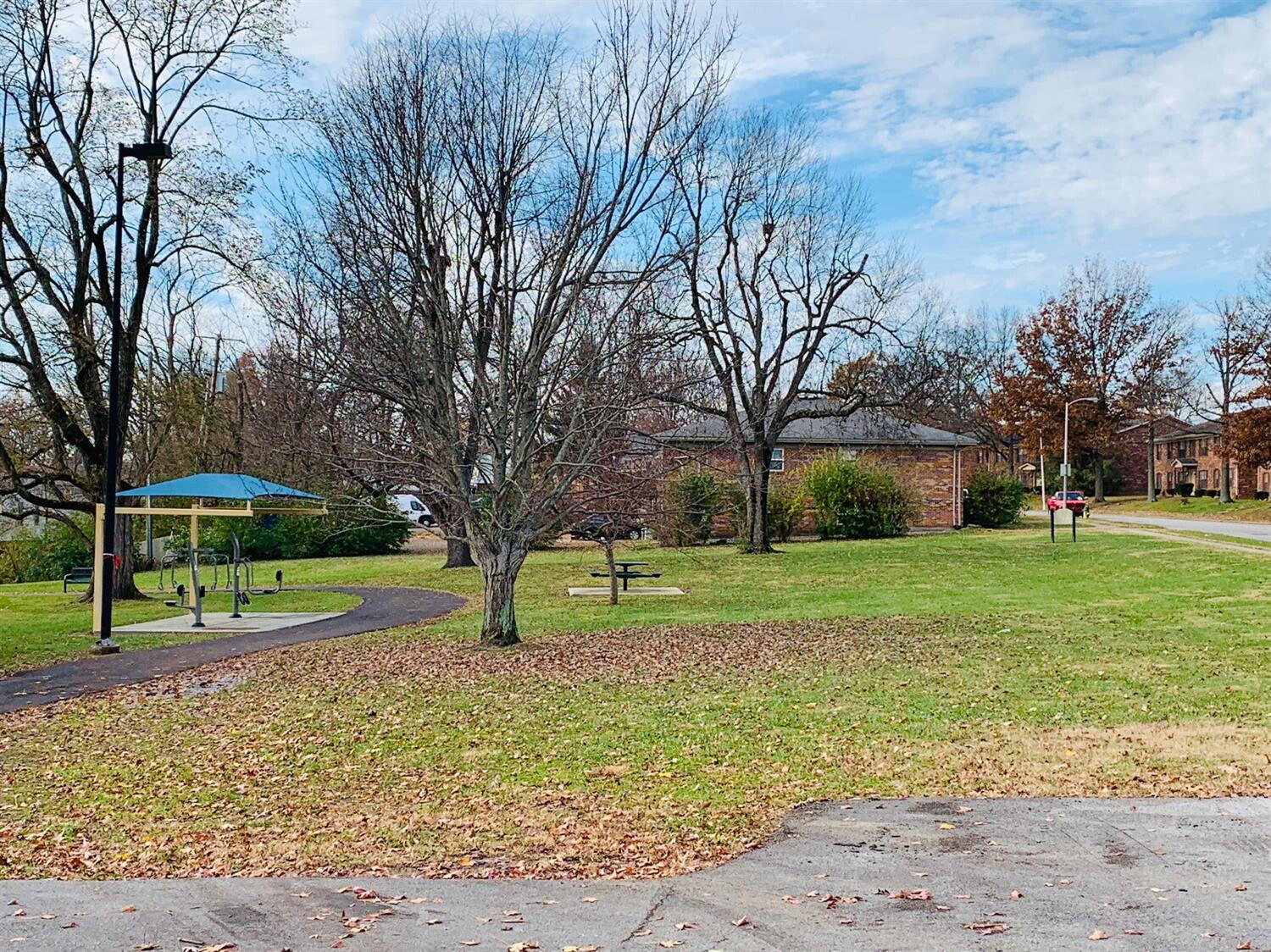 380 Redding Road, Unit 1 Lexington, KY 40517 - Photo 7 of 42 Photo 10