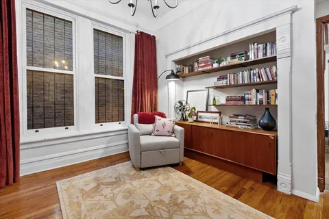 $849,900 | 2733 North Hampden Court, Unit 1F, Chicago, IL 60614