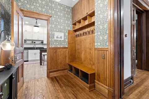 $849,900 | 2733 North Hampden Court, Unit 1F, Chicago, IL 60614