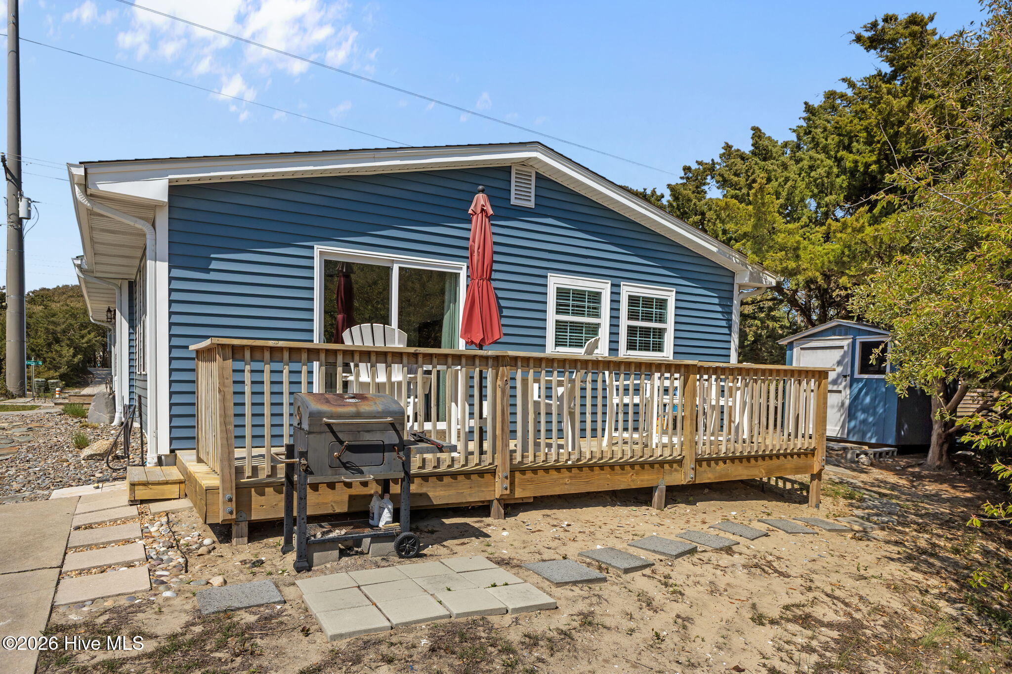 102 Fairfax Road Emerald Isle, NC 28594 - Photo 2 of 47 4-web-or-mls-1S3A2571