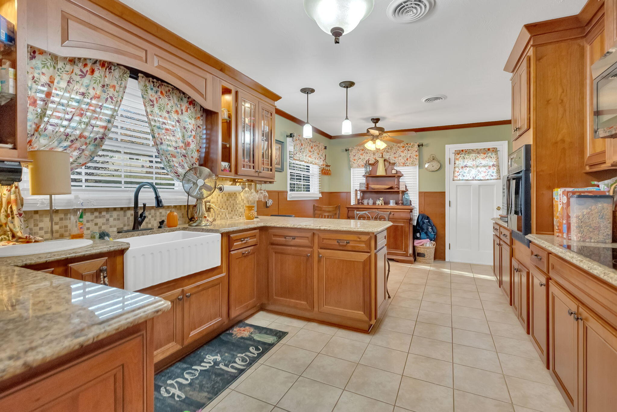 113 Lynfield Road Bristol, TN 37620 - Photo 17 of 27 11-web-or-mls-217A9023